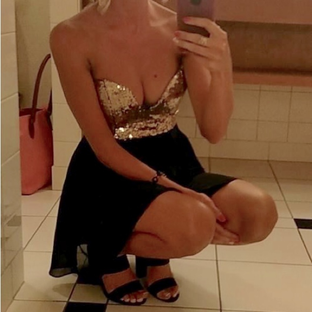 Gorgeous Black & Gold Sequin cocktail dress!